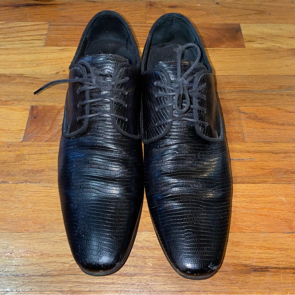 Spring black shoes